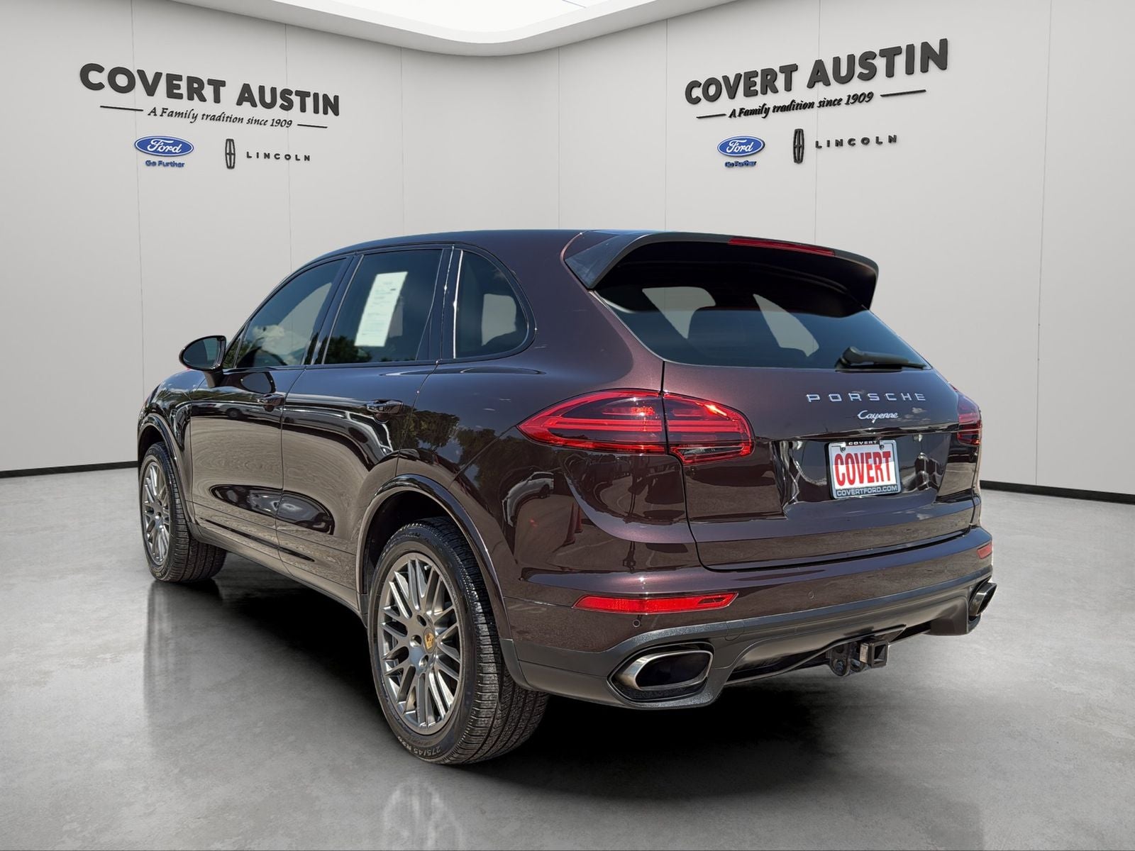 2017 Porsche Cayenne Platinum Edition