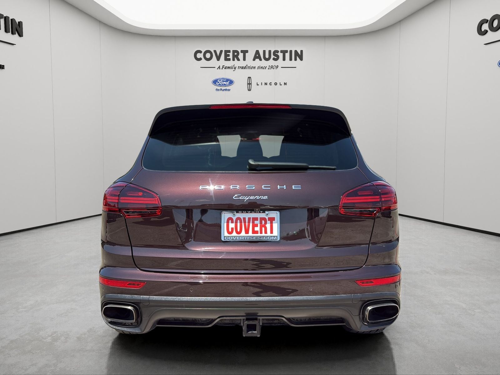 2017 Porsche Cayenne Platinum Edition