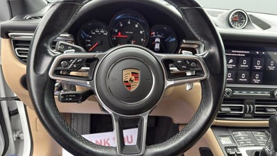 2020 Porsche Macan Base