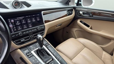 2020 Porsche Macan Base