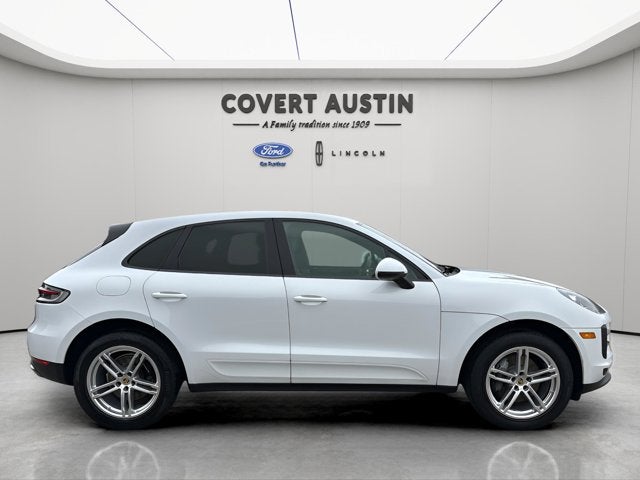 2020 Porsche Macan Base