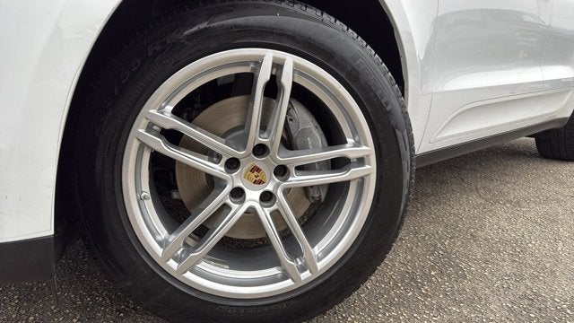 2020 Porsche Macan Base