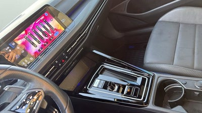 2024 Volkswagen Golf R 2.0T