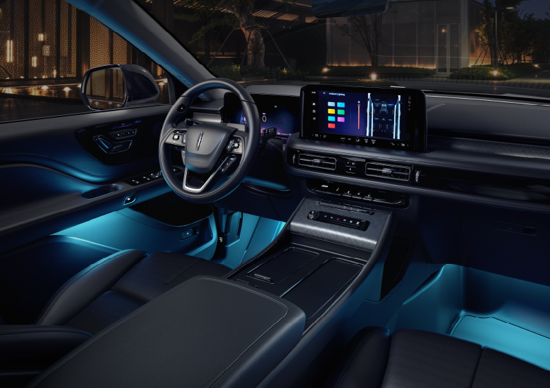 Deep blue ambient lighting glows from various places within a 2025 Lincoln Aviator® SUV. | Covert Lincoln Austin in Austin TX