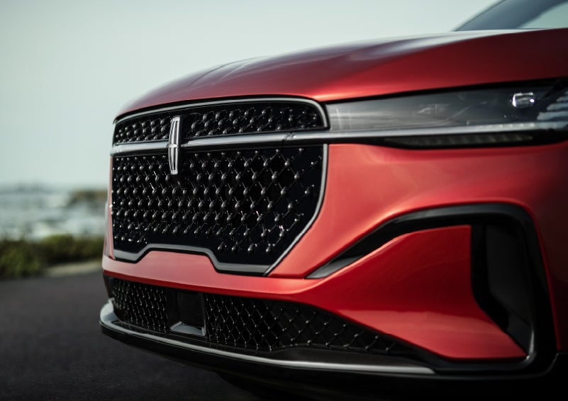 The sleek grille of a 2026 Lincoln Nautilus® SUV with the available Jet Appearance Package makes a bold statement. | Covert Lincoln Austin in Austin TX